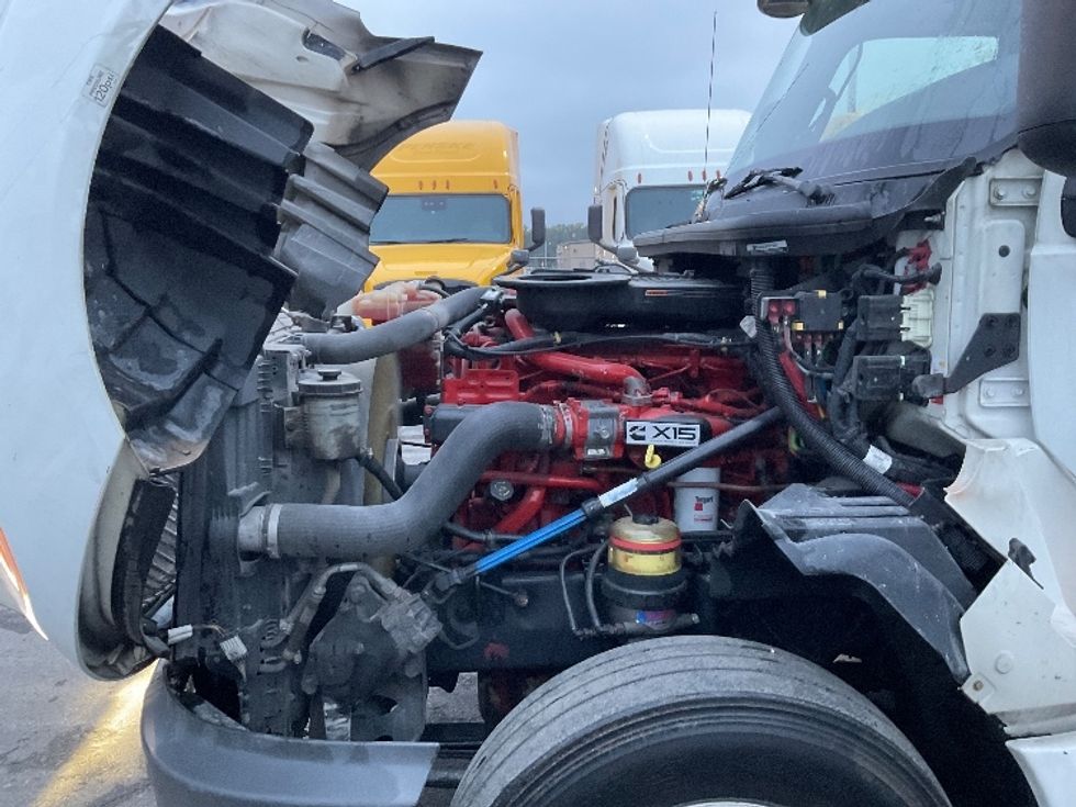 Sleeper Tractor-Heavy Duty Tractors-International-2019-LT625-Kansas City-MO-724,512\n\t\tmiles-$ 29,750 - Image 20