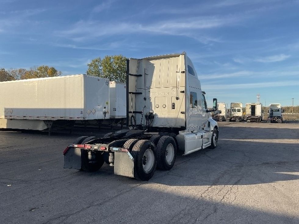 Sleeper Tractor-Heavy Duty Tractors-International-2019-LT625-Kansas City-MO-724,512\n\t\tmiles-$ 29,750 - Image 7