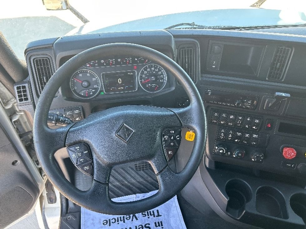 Sleeper Tractor-Heavy Duty Tractors-International-2019-LT625-Katy-TX-382,780\n\t\tmiles-$ 31,500 - Image 11