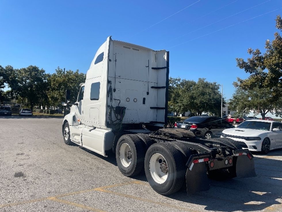 Sleeper Tractor-Heavy Duty Tractors-International-2019-LT625-Katy-TX-651,774\n\t\tmiles-$ 33,750 - Image 5