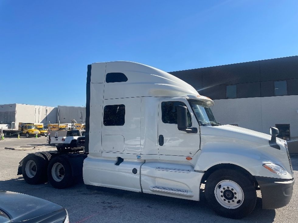 Sleeper Tractor-Heavy Duty Tractors-International-2019-LT625-Katy-TX-651,774\n\t\tmiles-$ 33,750 - Image 8