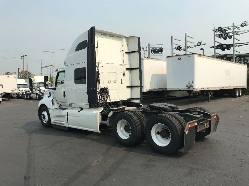 Sleeper Tractor-Heavy Duty Tractors-International-2019-LT625-Kent-WA-444,278\n\t\tmiles-$ 52,000 - Image 5