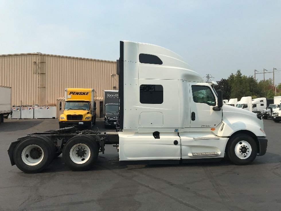 Sleeper Tractor-Heavy Duty Tractors-International-2019-LT625-Kent-WA-444,278\n\t\tmiles-$ 52,000 - Image 8