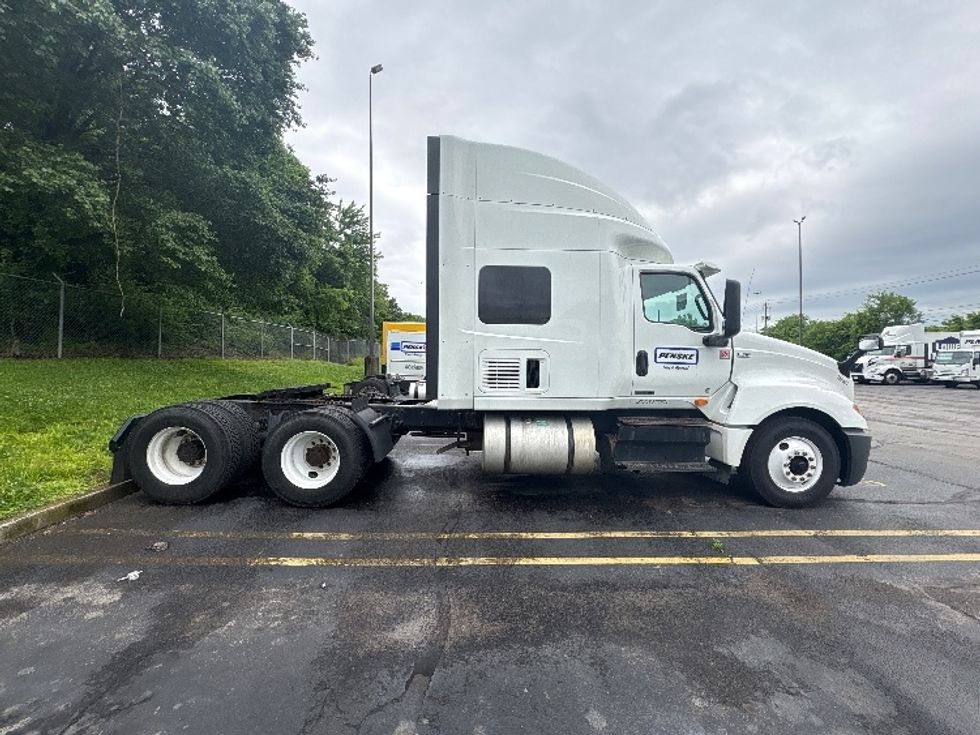 Sleeper Tractor-Heavy Duty Tractors-International-2019-LT625-Knoxville-TN-425,375\n\t\tmiles-$ 50,000 - Image 8