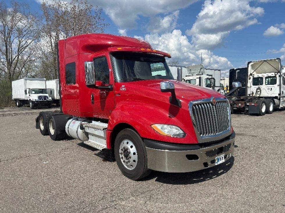 Sleeper Tractor-Heavy Duty Tractors-International-2019-LT625-Lansing-MI-537,330\n\t\tmiles-$ 40,000 - Image 1
