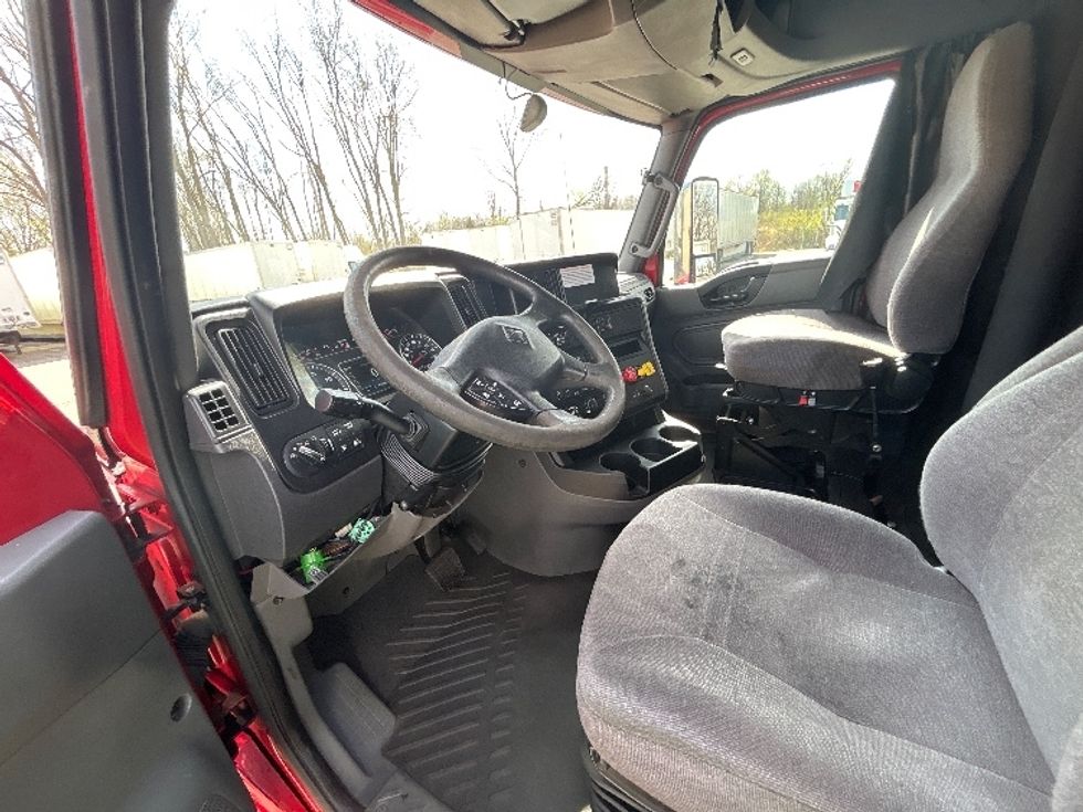 Sleeper Tractor-Heavy Duty Tractors-International-2019-LT625-Lansing-MI-537,330\n\t\tmiles-$ 40,000 - Image 10