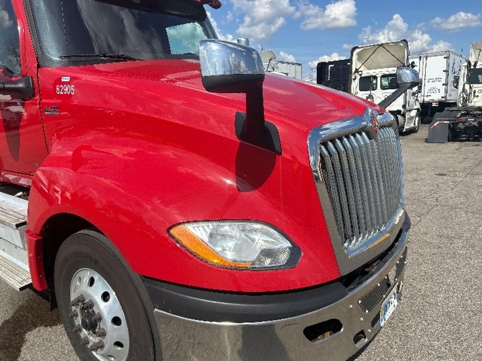 Sleeper Tractor-Heavy Duty Tractors-International-2019-LT625-Lansing-MI-537,330\n\t\tmiles-$ 40,000 - Image 20