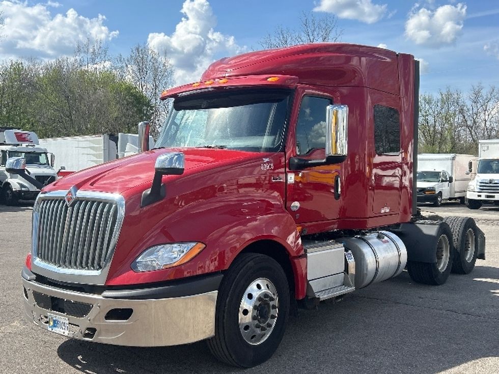 Sleeper Tractor-Heavy Duty Tractors-International-2019-LT625-Lansing-MI-537,330\n\t\tmiles-$ 40,000 - Image 3