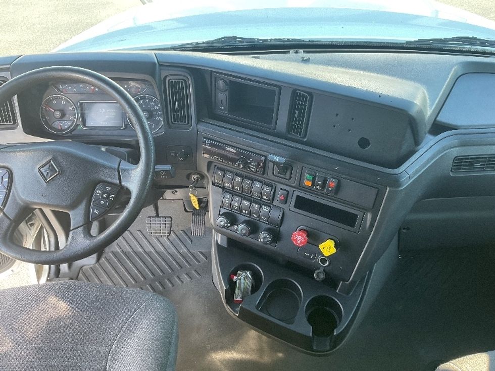 Sleeper Tractor-Heavy Duty Tractors-International-2019-LT625-Las Vegas-NV-456,146\n\t\tmiles-$ 47,000 - Image 12