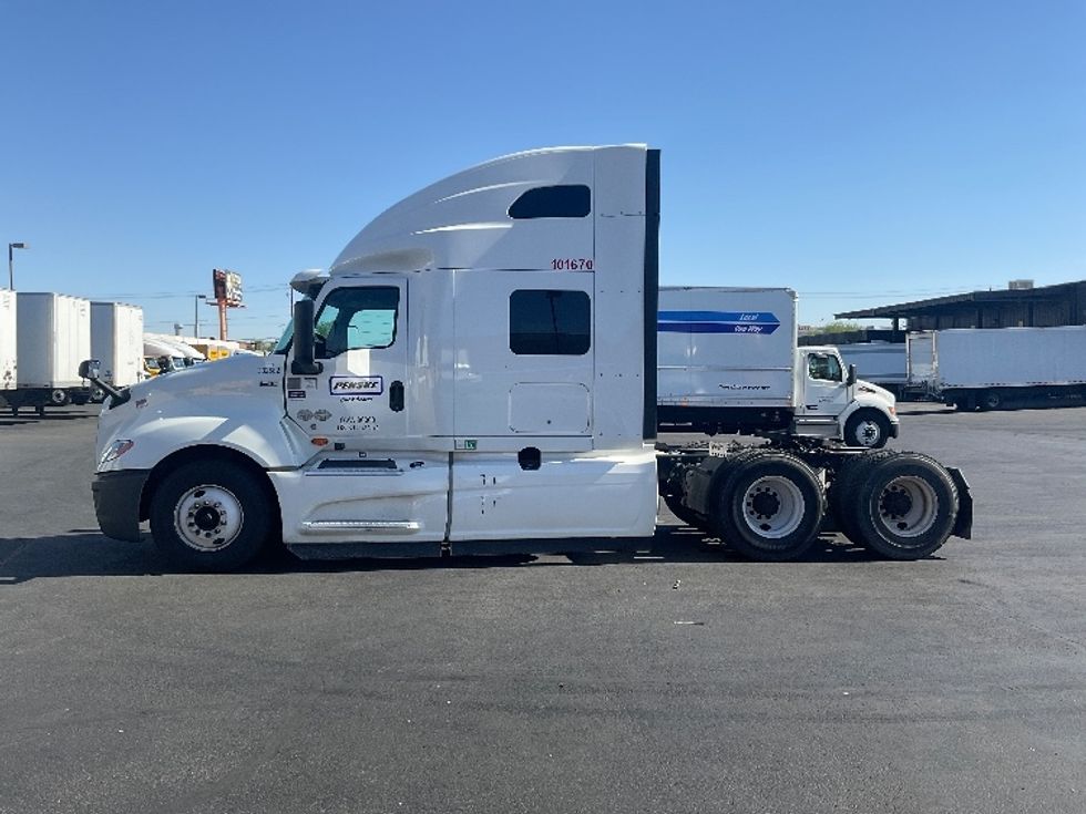 Sleeper Tractor-Heavy Duty Tractors-International-2019-LT625-Las Vegas-NV-456,146\n\t\tmiles-$ 47,000 - Image 4
