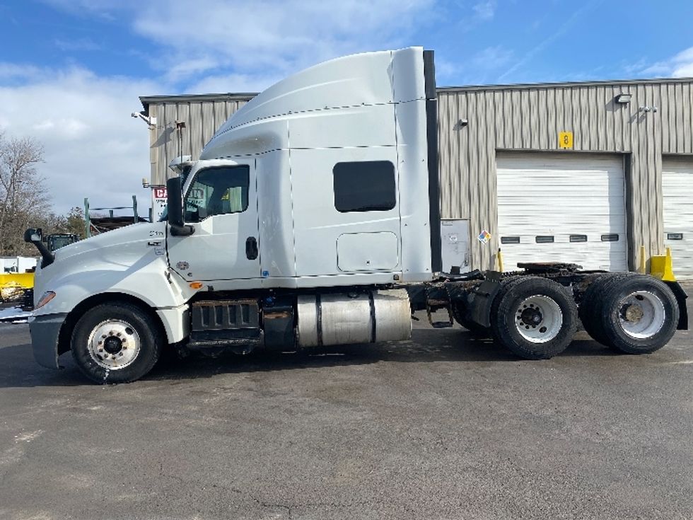 Sleeper Tractor-Heavy Duty Tractors-International-2019-LT625-Liverpool-NY-500,282\n\t\tmiles-$ 43,750 - Image 4