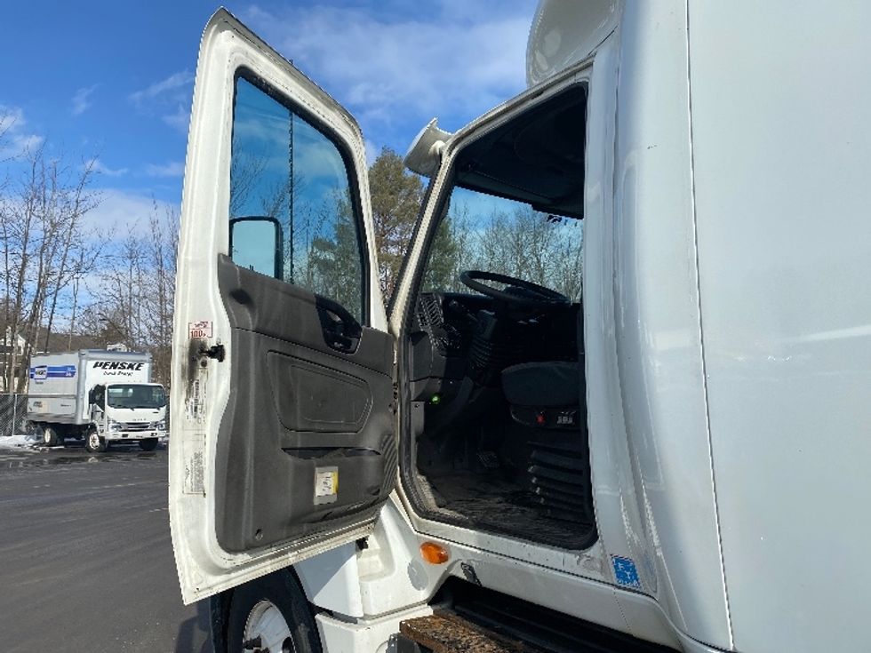 Sleeper Tractor-Heavy Duty Tractors-International-2019-LT625-Liverpool-NY-500,282\n\t\tmiles-$ 43,750 - Image 9