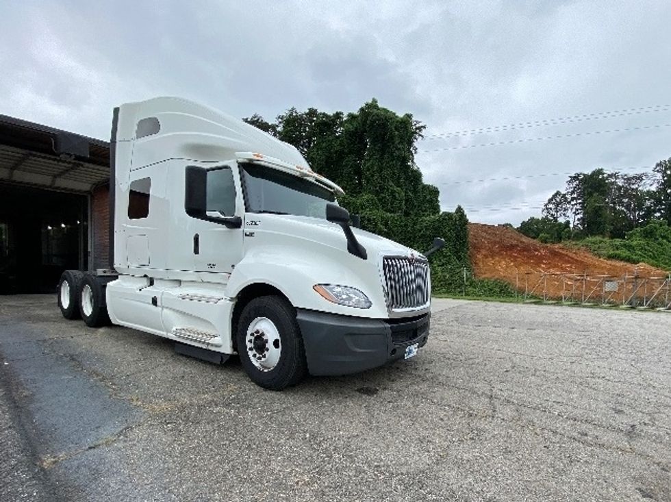 Sleeper Tractor-Heavy Duty Tractors-International-2019-LT625-Martinsville-VA-470,569\n\t\tmiles-$ 45,750 - Image 3