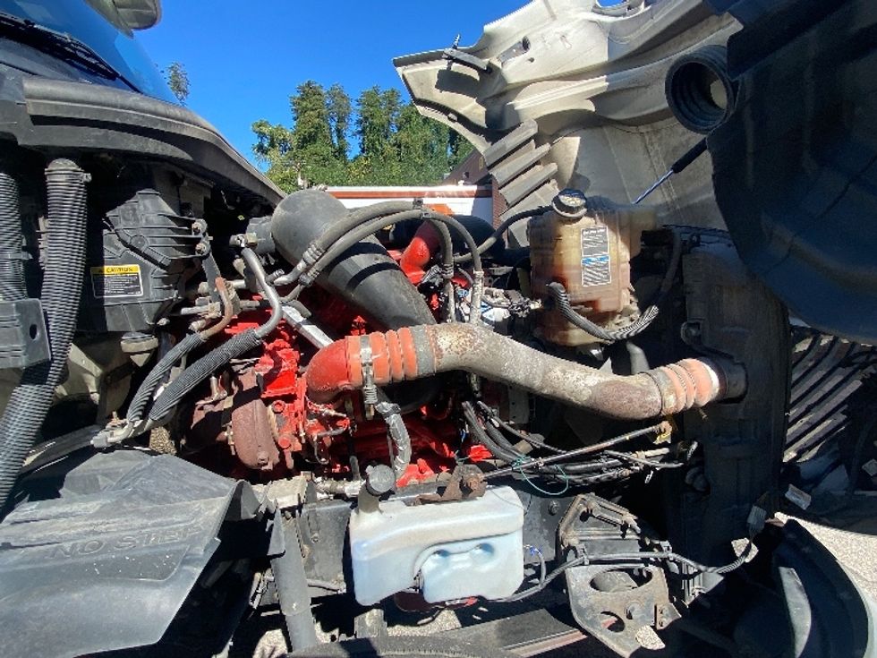 Sleeper Tractor-Heavy Duty Tractors-International-2019-LT625-Martinsville-VA-497,398\n\t\tmiles-$ 44,250 - Image 19