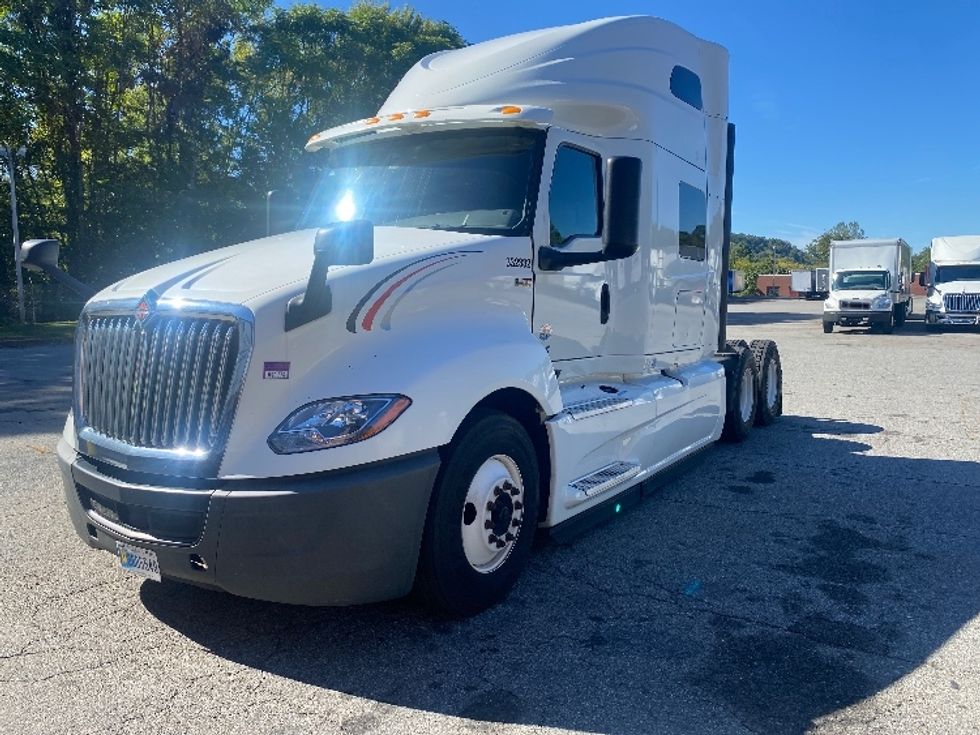 Sleeper Tractor-Heavy Duty Tractors-International-2019-LT625-Martinsville-VA-497,398\n\t\tmiles-$ 44,250 - Image 3