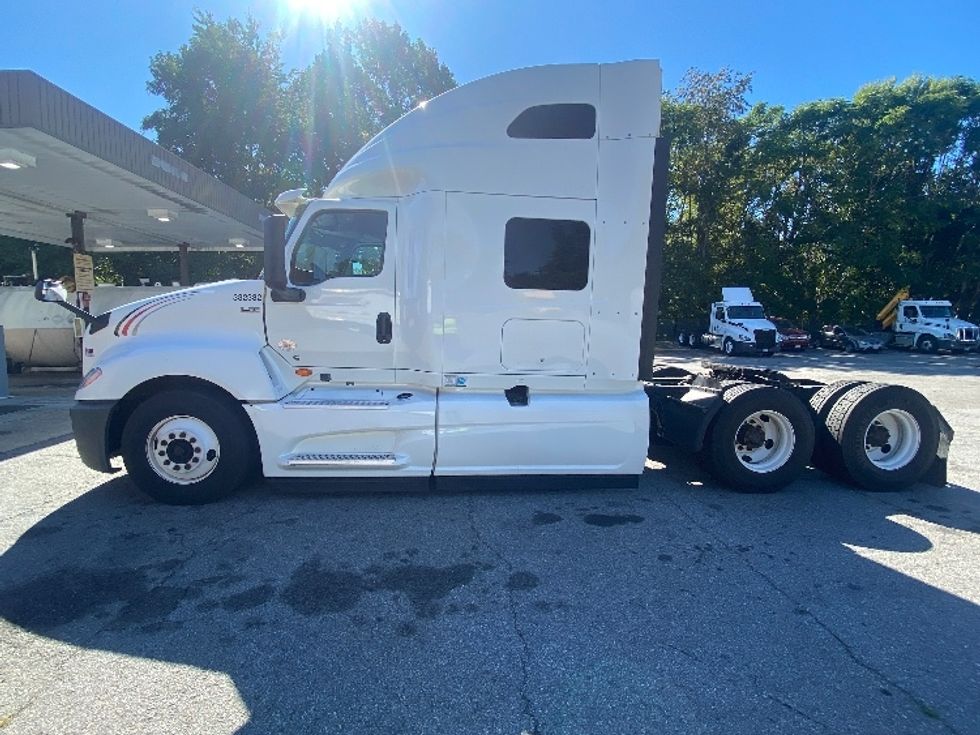 Sleeper Tractor-Heavy Duty Tractors-International-2019-LT625-Martinsville-VA-497,398\n\t\tmiles-$ 44,250 - Image 4