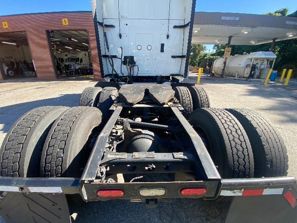 Sleeper Tractor-Heavy Duty Tractors-International-2019-LT625-Martinsville-VA-497,398\n\t\tmiles-$ 44,250 - Image 6