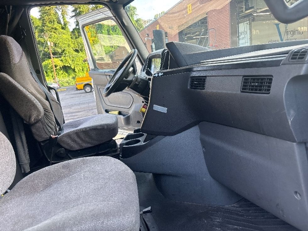 Sleeper Tractor-Heavy Duty Tractors-International-2019-LT625-Martinsville-VA-508,751\n\t\tmiles-$ 43,500 - Image 15