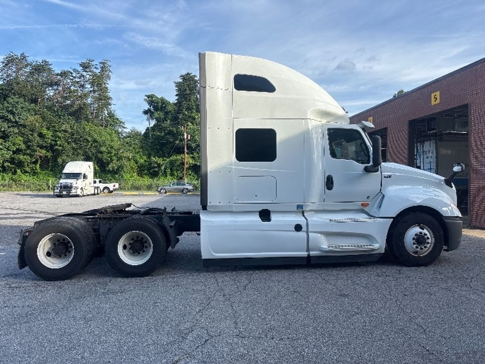 Sleeper Tractor-Heavy Duty Tractors-International-2019-LT625-Martinsville-VA-508,751\n\t\tmiles-$ 43,500 - Image 8