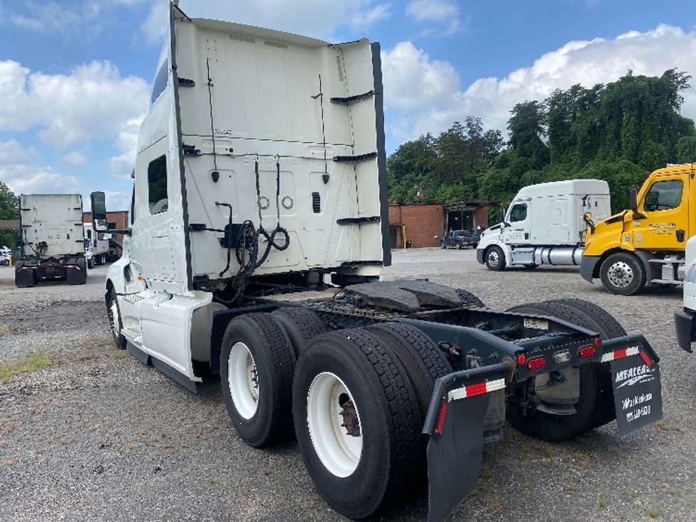 Sleeper Tractor-Heavy Duty Tractors-International-2019-LT625-Martinsville-VA-626,325\n\t\tmiles-$ 36,750 - Image 5
