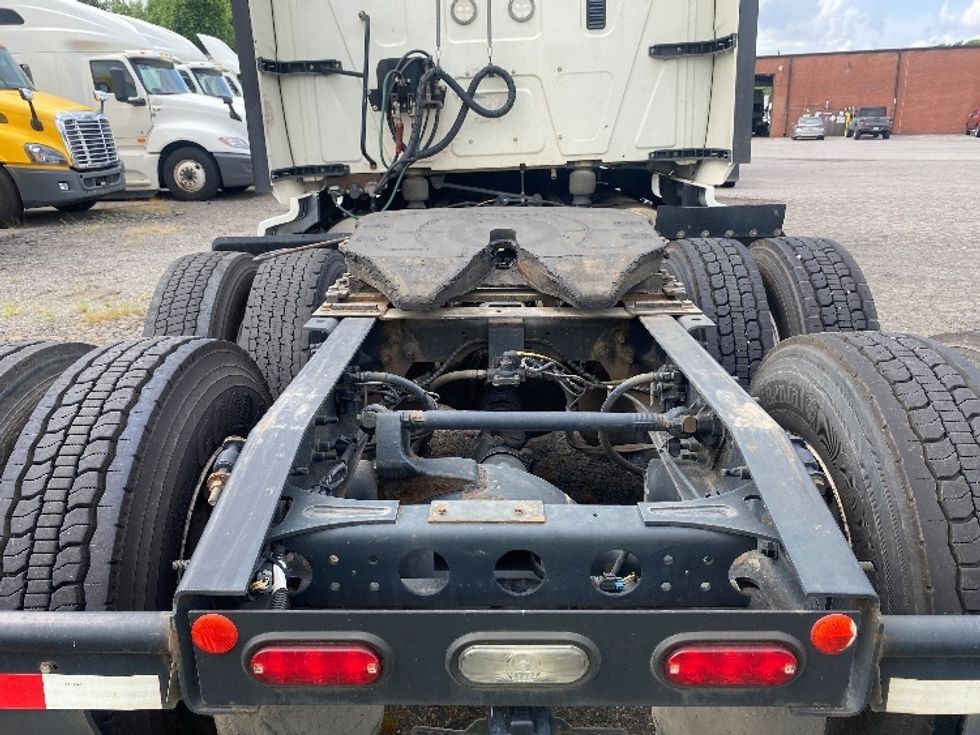 Sleeper Tractor-Heavy Duty Tractors-International-2019-LT625-Martinsville-VA-626,325\n\t\tmiles-$ 36,750 - Image 6