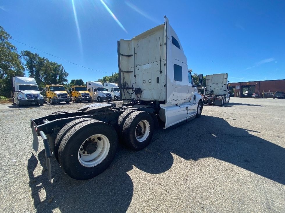 Sleeper Tractor-Heavy Duty Tractors-International-2019-LT625-Martinsville-VA-638,818\n\t\tmiles-$ 35,250 - Image 7