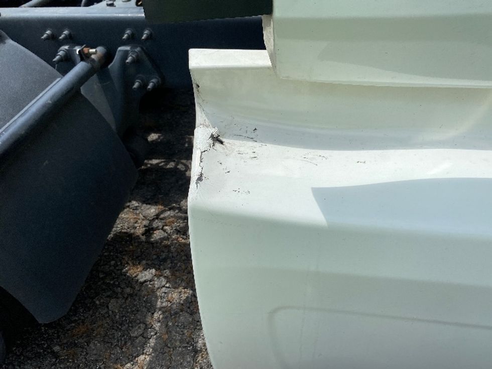 Sleeper Tractor-Heavy Duty Tractors-International-2019-LT625-Martinsville-VA-685,195\n\t\tmiles-$ 32,250 - Image 23