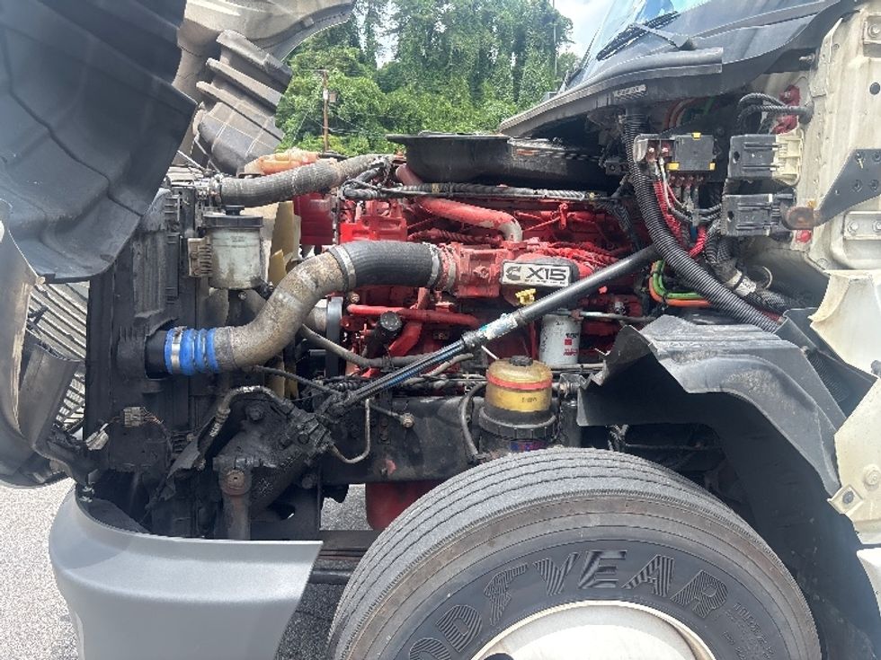 Sleeper Tractor-Heavy Duty Tractors-International-2019-LT625-Martinsville-VA-695,342\n\t\tmiles-$ 31,500 - Image 21