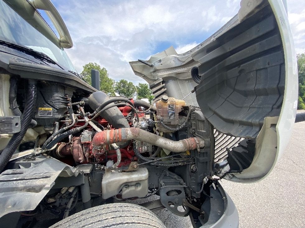 Sleeper Tractor-Heavy Duty Tractors-International-2019-LT625-Martinsville-VA-761,956\n\t\tmiles-$ 28,250 - Image 20