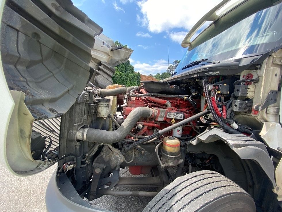 Sleeper Tractor-Heavy Duty Tractors-International-2019-LT625-Martinsville-VA-761,956\n\t\tmiles-$ 28,250 - Image 21