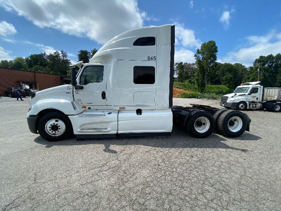 Sleeper Tractor-Heavy Duty Tractors-International-2019-LT625-Martinsville-VA-761,956\n\t\tmiles-$ 28,250 - Image 4