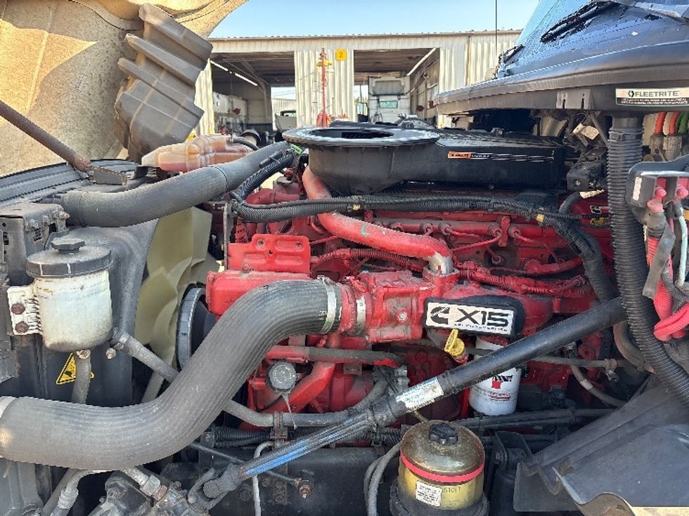 Sleeper Tractor-Heavy Duty Tractors-International-2019-LT625-Mebane-NC-375,100\n\t\tmiles-$ 50,750 - Image 21