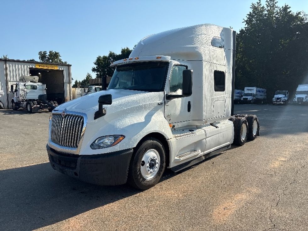 Sleeper Tractor-Heavy Duty Tractors-International-2019-LT625-Mebane-NC-375,100\n\t\tmiles-$ 50,750 - Image 3