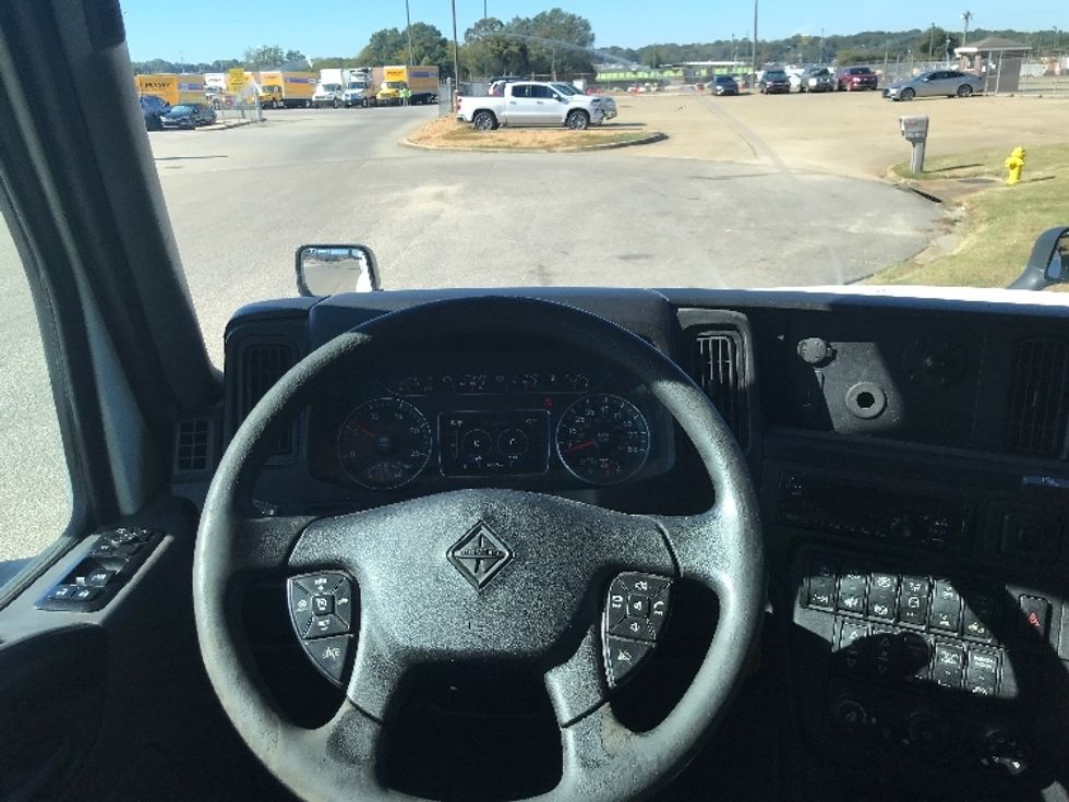 Sleeper Tractor-Heavy Duty Tractors-International-2019-LT625-Montgomery-AL-457,977\n\t\tmiles-$ 29,750 - Image 11