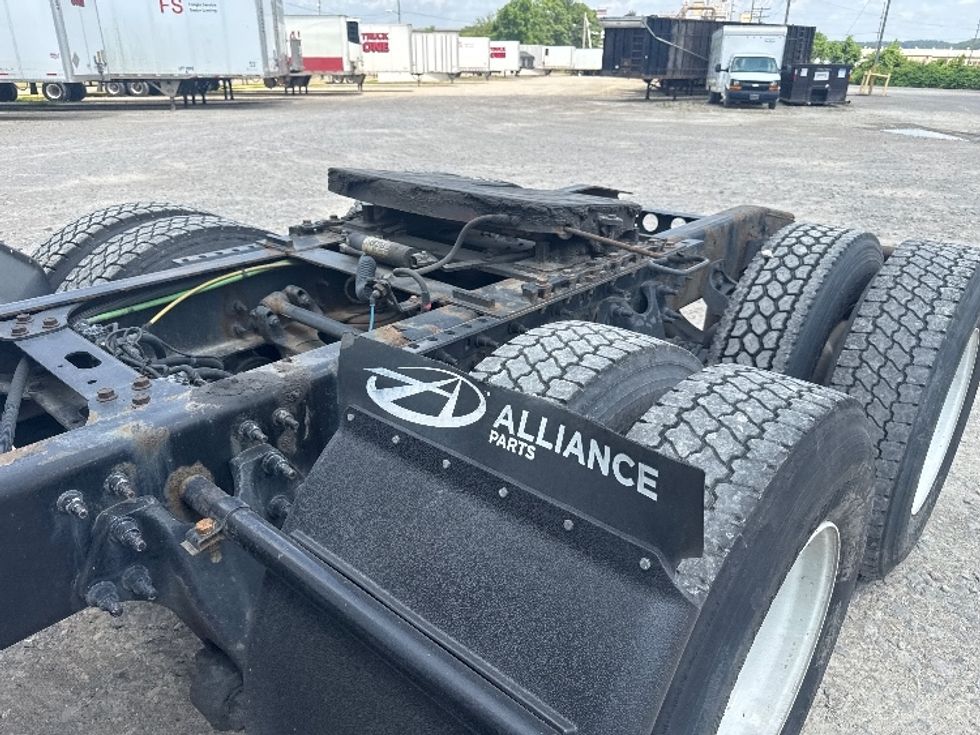 Sleeper Tractor-Heavy Duty Tractors-International-2019-LT625-Newark-OH-492,151\n\t\tmiles-$ 46,750 - Image 22