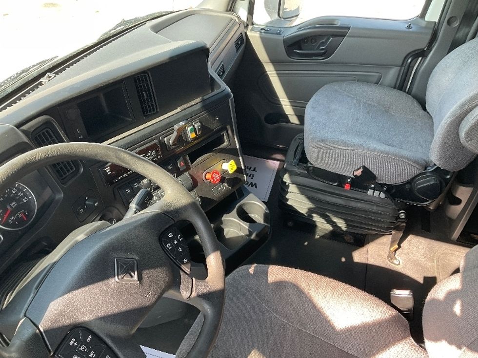 Sleeper Tractor-Heavy Duty Tractors-International-2019-LT625-Ocala-FL-601,810\n\t\tmiles-$ 43,000 - Image 10