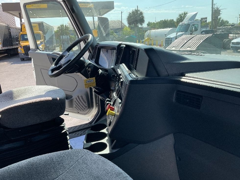 Sleeper Tractor-Heavy Duty Tractors-International-2019-LT625-Ocala-FL-601,810\n\t\tmiles-$ 43,000 - Image 15