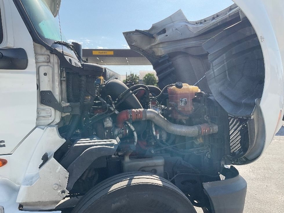 Sleeper Tractor-Heavy Duty Tractors-International-2019-LT625-Ocala-FL-601,810\n\t\tmiles-$ 43,000 - Image 20