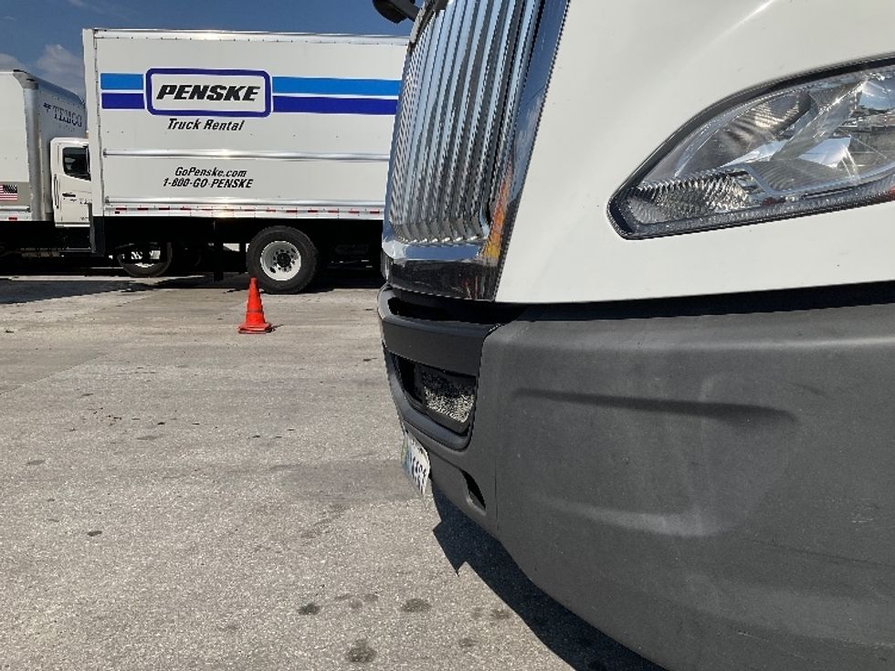 Sleeper Tractor-Heavy Duty Tractors-International-2019-LT625-Ocala-FL-601,810\n\t\tmiles-$ 43,000 - Image 25