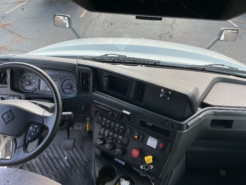 Sleeper Tractor-Heavy Duty Tractors-International-2019-LT625-Olive Branch-MS-529,934\n\t\tmiles-$ 43,500 - Image 10