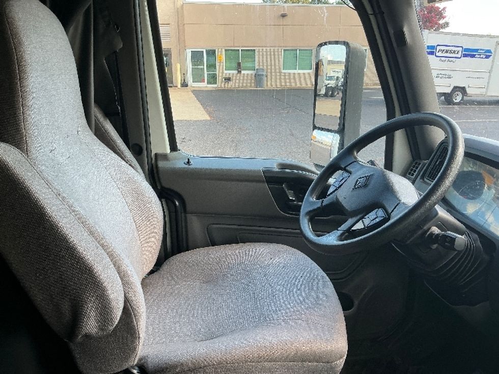 Sleeper Tractor-Heavy Duty Tractors-International-2019-LT625-Olive Branch-MS-529,934\n\t\tmiles-$ 43,500 - Image 13