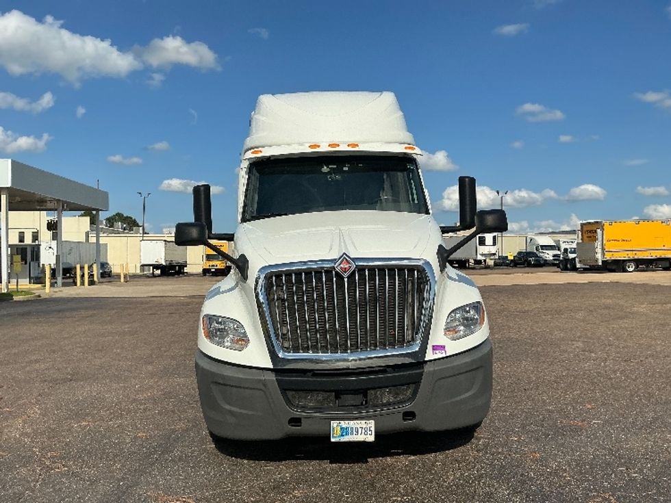 Sleeper Tractor-Heavy Duty Tractors-International-2019-LT625-Olive Branch-MS-529,934\n\t\tmiles-$ 43,500 - Image 2