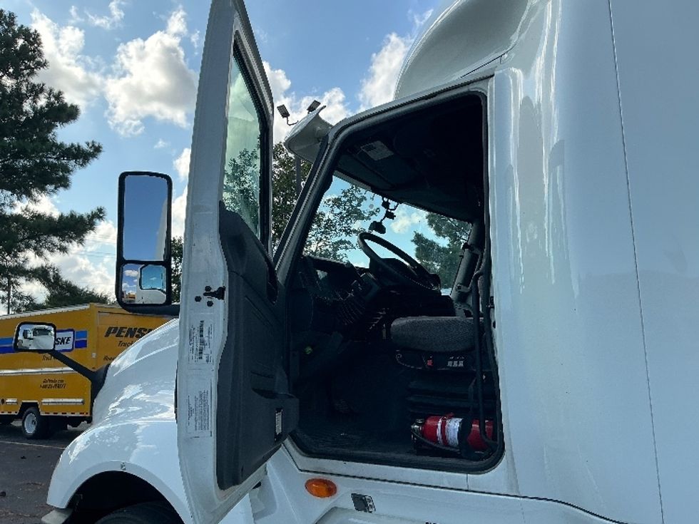 Sleeper Tractor-Heavy Duty Tractors-International-2019-LT625-Olive Branch-MS-529,934\n\t\tmiles-$ 43,500 - Image 9