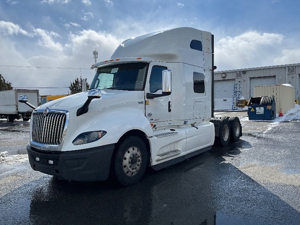 Sleeper Tractor-Heavy Duty Tractors-International-2019-LT625-Ottawa-ON-721,531\n\t\tkm-$ 39,000 - Image 3