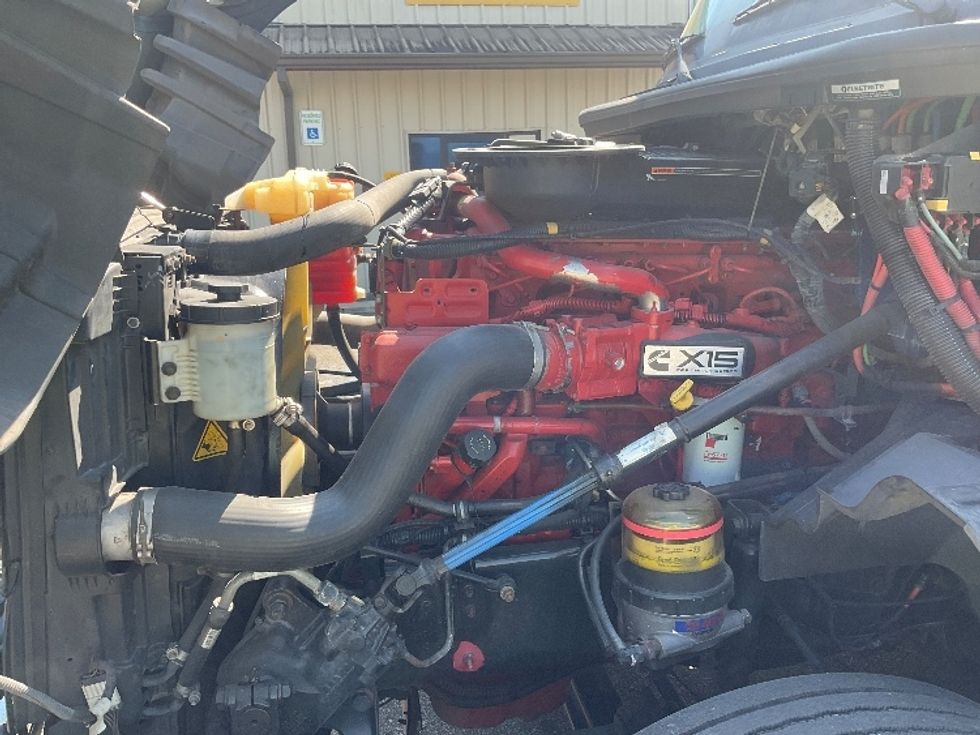 Sleeper Tractor-Heavy Duty Tractors-International-2019-LT625-Pell City-AL-587,444\n\t\tmiles-$ 38,000 - Image 21