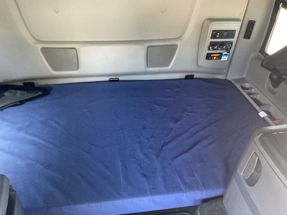 Sleeper Tractor-Heavy Duty Tractors-International-2019-LT625-Pell City-AL-641,788\n\t\tmiles-$ 33,750 - Image 17