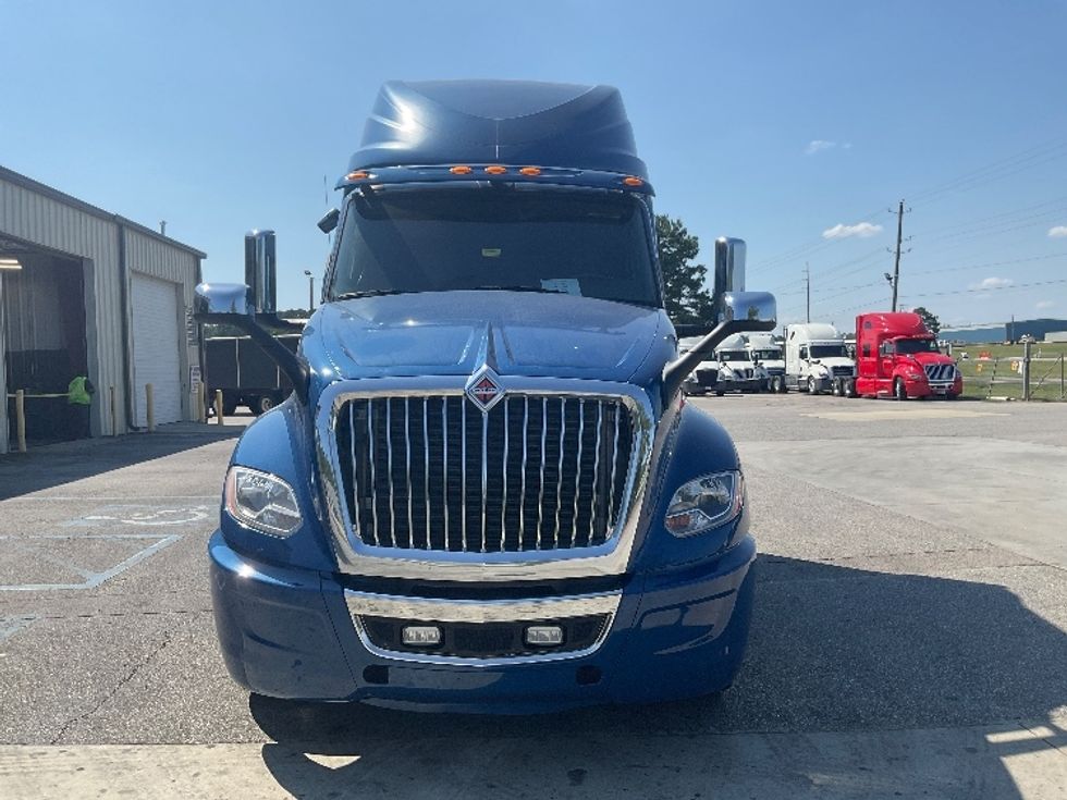 Sleeper Tractor-Heavy Duty Tractors-International-2019-LT625-Pell City-AL-641,788\n\t\tmiles-$ 33,750 - Image 2