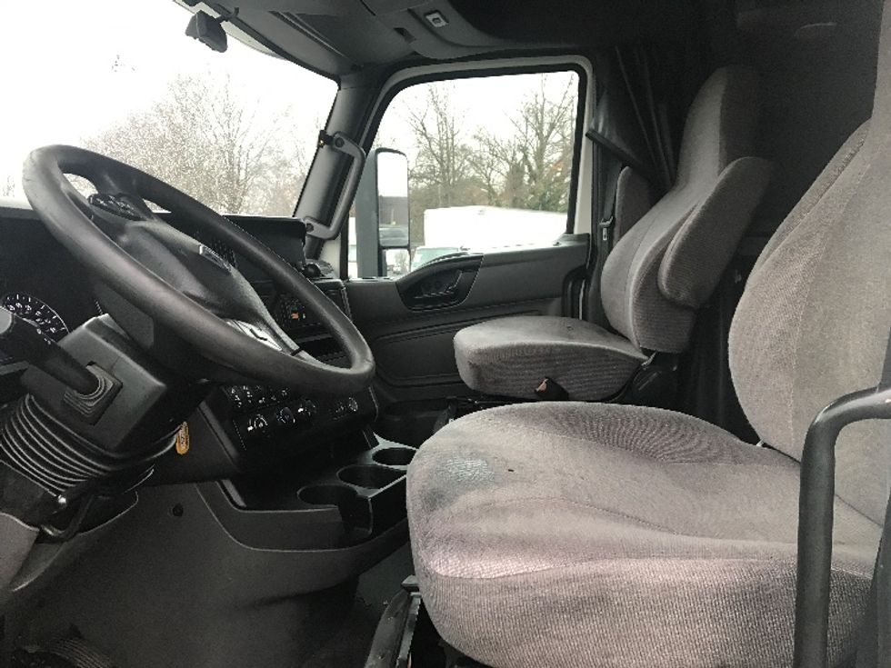 Sleeper Tractor-Heavy Duty Tractors-International-2019-LT625-Pennsauken-NJ-528,480\n\t\tmiles-$ 10,000 - Image 10