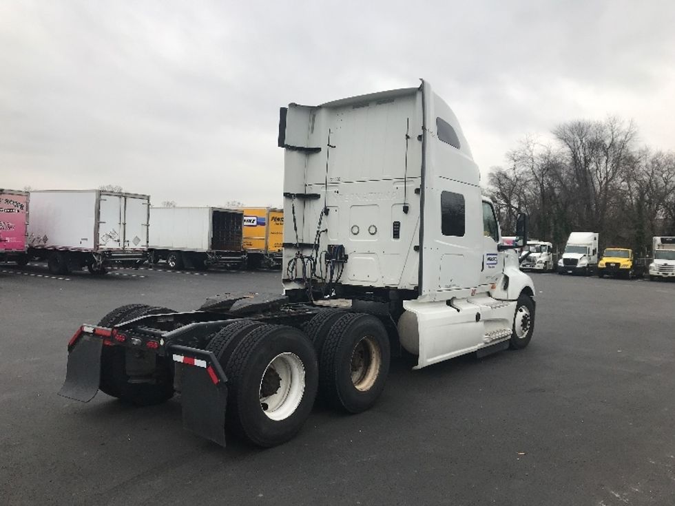 Sleeper Tractor-Heavy Duty Tractors-International-2019-LT625-Pennsauken-NJ-528,480\n\t\tmiles-$ 10,000 - Image 6