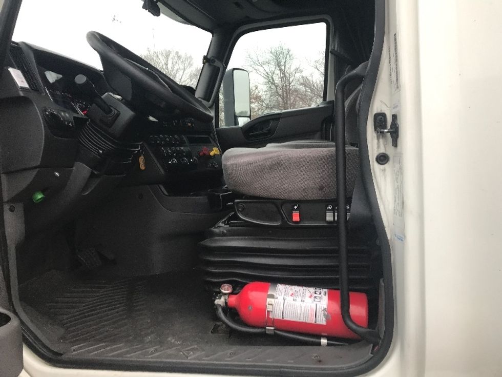 Sleeper Tractor-Heavy Duty Tractors-International-2019-LT625-Pennsauken-NJ-528,480\n\t\tmiles-$ 10,000 - Image 9